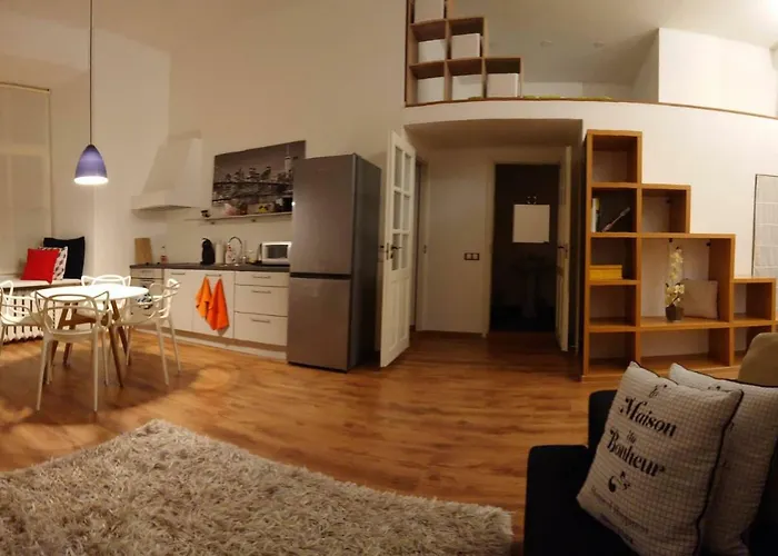 Centre Kreutzwaldi Apartment, Free Parking Tallinn