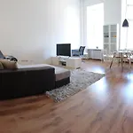 شقة Centre Kreutzwaldi Apartment, Free Parking